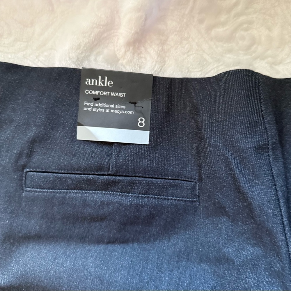 Alfani Women’s Black Ankle Pants Size 8 Comfort Waist NWT - Picture 4 of 9